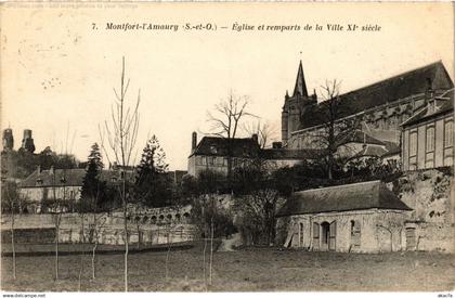 CPA Montfort l'Amaury Eglise (1443802)