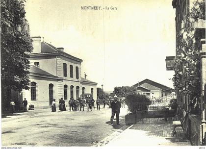 Carte postale ancienne de GARE : MONTMEDY