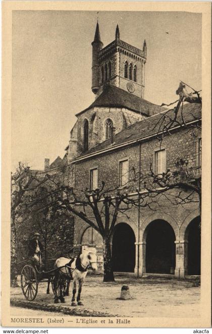 CPA MORESTEL - L'Église et la Halle (123907)