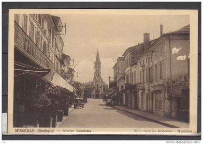 24 - Mussidan - (Dordogne) Avenue Gambetta - Edit. Galeries Modernes - Mussidan - Voitures anciennes