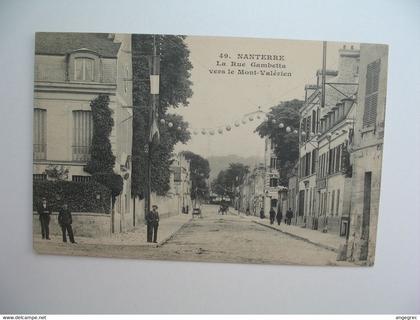 CPA  Nanterre Rue Gambetta vert le Mont-Valérien