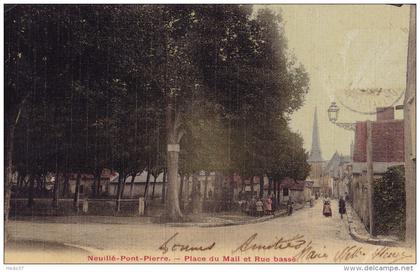 Neuillé-Pont-Pierre - Place du Mail et Rue basse