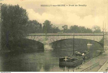 92 - Neuilly sur Seine - Pont de Neuilly - Péniche - CPA - Voir Scans Recto-Verso