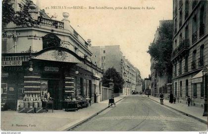 Neuilly sur Seine - Rue Saint Pierre