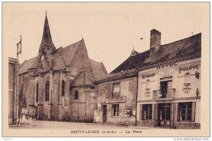 Neuvy-Le-Roi - La Place