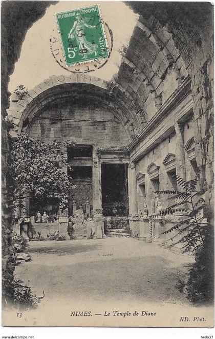 Nîmes - Le Temple de Diane