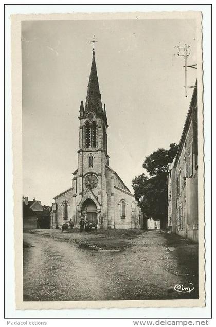 Nogent-en-Bassigny (52) l'Eglise