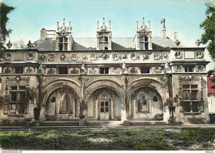 60 - Nogent sur Oise - Façade Renaissance du Palais de Sarcus - Mention Photographie véritable - Carte Dentelée - CPSM g