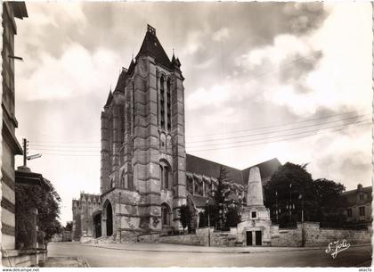 CPM Noyon La Cathedrale FRANCE (1014702)