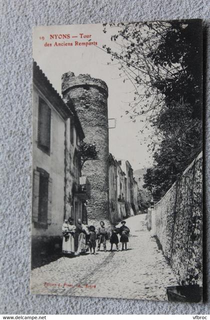 Nyons, tour des anciens remparts, Drôme 26