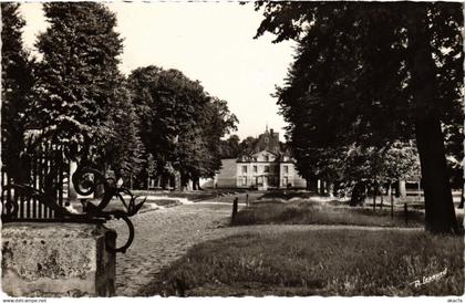 CPA ORMESSON-sur-MARNE Le Chateau (1352628)