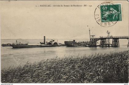 CPA PAUILLAC-Arrivée du Bateau de BORDEAUX (28479)