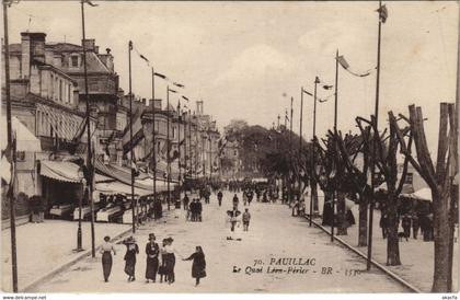 CPA PAUILLAC-Le Quai Léon Perier (28492)