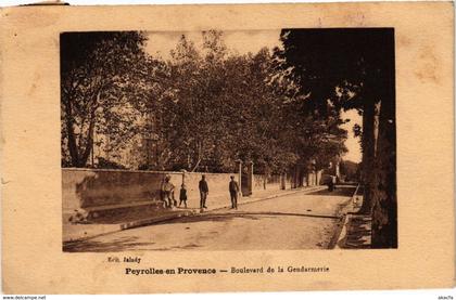 CPA PEYROLLES EN PROVENCEBoulevard de la Gendarmeri - (213620)