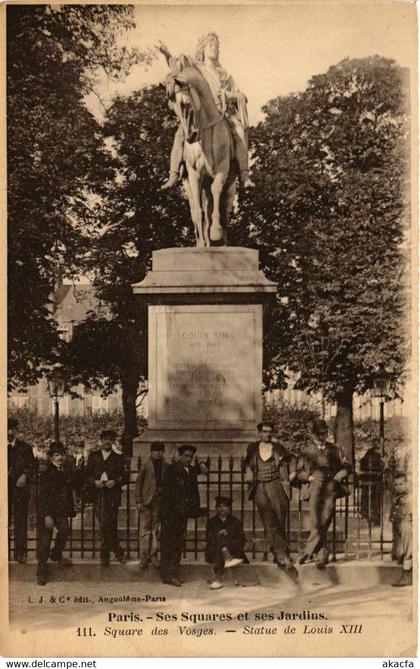 CPA PARIS Ses Squares et ses Jardins. 111. Square des Vosges (577570)