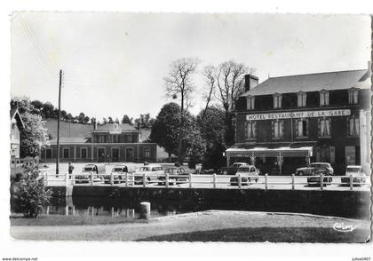 PLANCOET (22) la gare et l'hotel