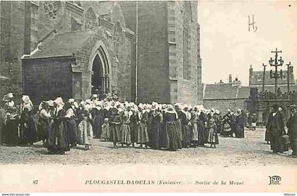 29 - Plougastel Daoulas - Sortie de la Messe - Animée - Carte Neuve - CPA - Voir Scans Recto-Verso