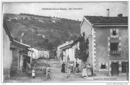 CARTE POSTALE ANCIENNE DE POISSONS  -   RUE HYARDELLE