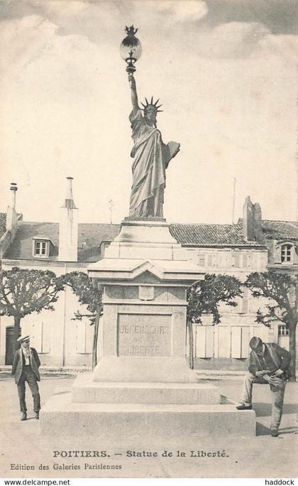 POITIERS : STATUE DE LA LIBERTE