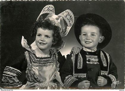 29 - Pont Aven - Enfants en costumes de Pont-Aven - Folklore - CPSM grand format - Voir Scans Recto-Verso