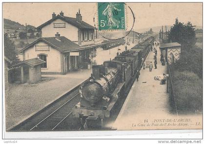 W 409/CPA    PONT DE L'ARCHE (27)  LA  GARE DE PONT DE L'ARCHE ALIZAY