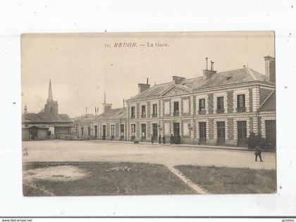 REDON 10 LA GARE