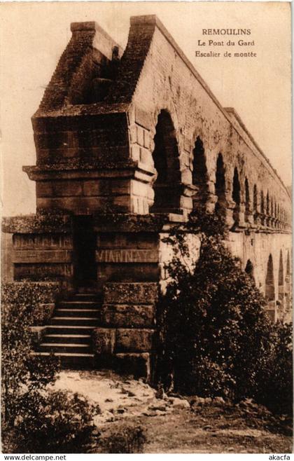 CPA REMOULINS - Le PONT-du-GARD - Escalier de montée (458514)