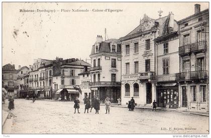 RIBERAC PLACE NATIONALE CAISSE D'EPARGNE ANIMEE