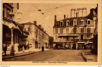 CPA ROANNE - Carrefour Helvétique (111229)