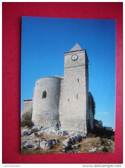 CPM  30  ROCHEFORT DU GARD  30650    LE CASTELAS   NON VOYAGEE