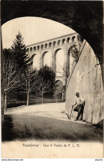 CPA ROQUEFAVOUR - Sous le Viaduc (214030)