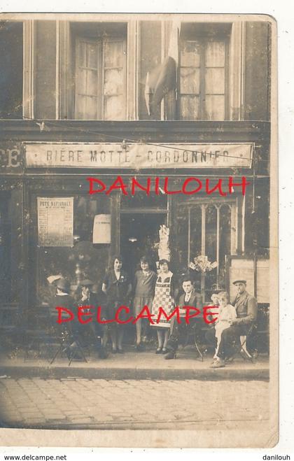 76 // ROUEN ?? CARTE PHOTO  DEVANTURE DE BAR / Central photo LEVOY a Rouen **