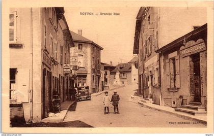 38 - ROBION -- Grande rue - état