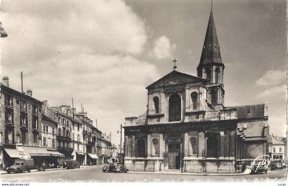 CPSM Rueil-Malmaison L'Eglise