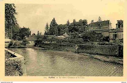 16 - Ruffec - Le vieux Château et le lien - CPA - Voir Scans Recto-Verso