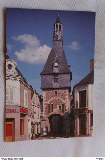 Cpm, Saint Fargeau, le beffroi, Yonne 89