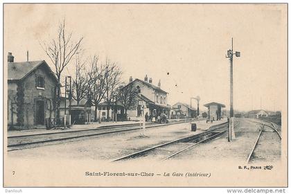 18 // SAINT FLORENT SUR CHER    la gare, intérieur