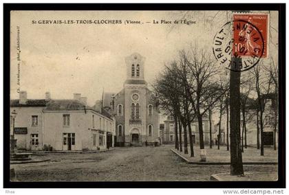 86 Saint-Gervais-les-Trois-Clochers eglise D86D K86224K C86224C RH074419