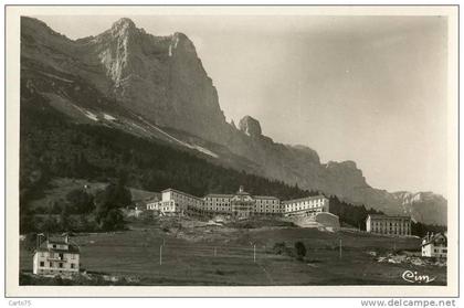 SAINT HILAIRE du TOUVET 38 - Sanatorium