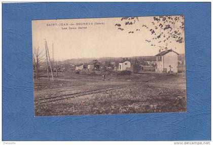 CPA - SAINT JEAN de BOURNAY - Les Deux Gares  - 1932