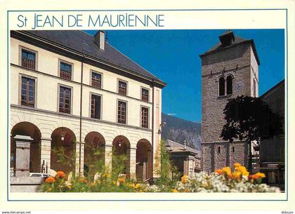 73 - Saint Jean de Maurienne - Les arcades de la rue de la République et le clocher - Fleurs - CPM - Voir Scans Recto-Ve