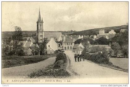 SAINT JEAN DU DOIGT 29 - Entrée du Bourg