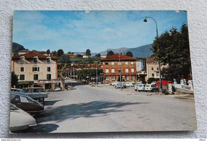 Cpm, saint Jean Pied de Port, place du marché, Pyrénées atlantiques 64