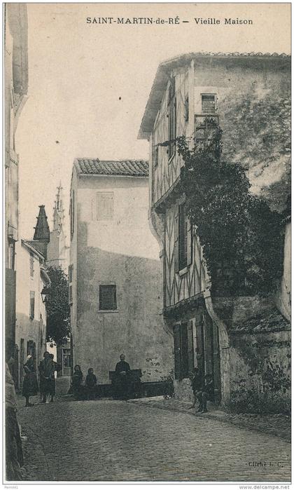 SAINT MARTIN DE RÉ - Vieille maison