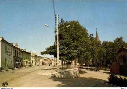 Saint Paul Cap de Joux - place de l'église "Hôtel - Restaurant"