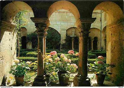 13 - Saint Remy de Provence - Monastère de St Paul de Mausole - Le Cloitre - Fleurs - CPM - Voir Scans Recto-Verso