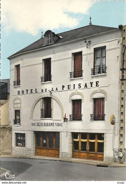 CPSM Saint -Sauveur-en-Puisaye L'Hôtel de Puisaye