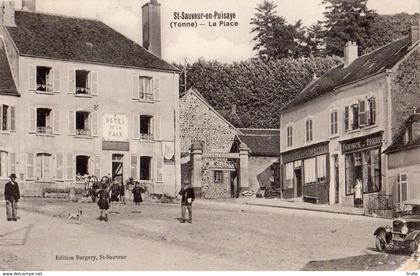 SAINT-SAUVEUR-EN-PUISAYE LA PLACE