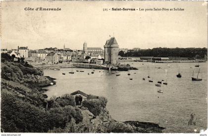 CPA Saint-Servan - Les ports Saint-Pére et Solidor (111999)