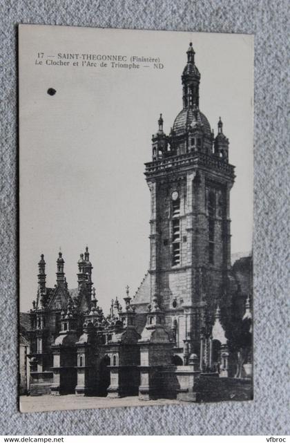 D262, Saint Thegonnec, le clocher et l'arc de triomphe, Finistère 29